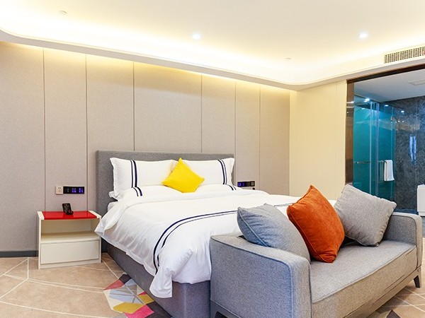 藍牙LED燈條控制器定制案例