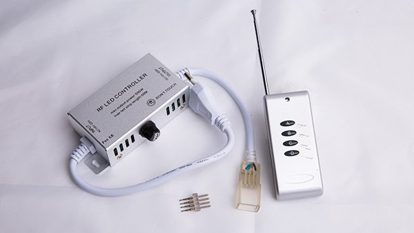 led控制器定制廠家：建築外立面照明燈光色彩變化的實現者