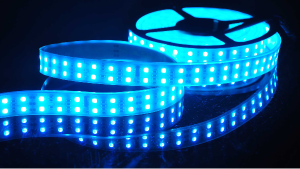 七彩燈帶控制器因爲靠譜，所以堅持