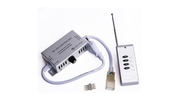 從哪幾點來判定一家好的led全彩控制器廠?